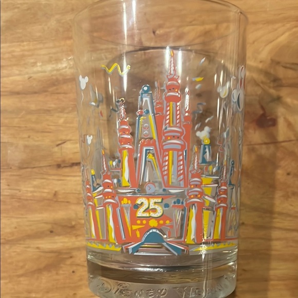 3 Mcdonalds Disney 100 Years Of Magic 25th Anniversary Glasses. Magic Kingdom - Picture 7 of 8